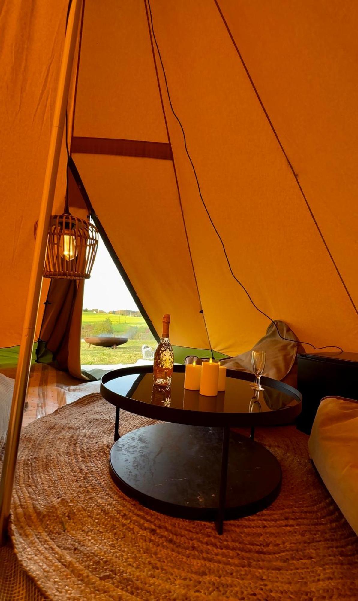 Krusmolle Glamping Hotel Обенро Екстериор снимка